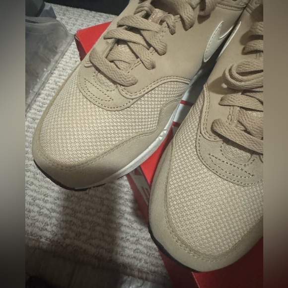 AUTHENTIC NIKE AIR MAX 1 DESERT ORE SIZE 9 - Picture 9 of 16
